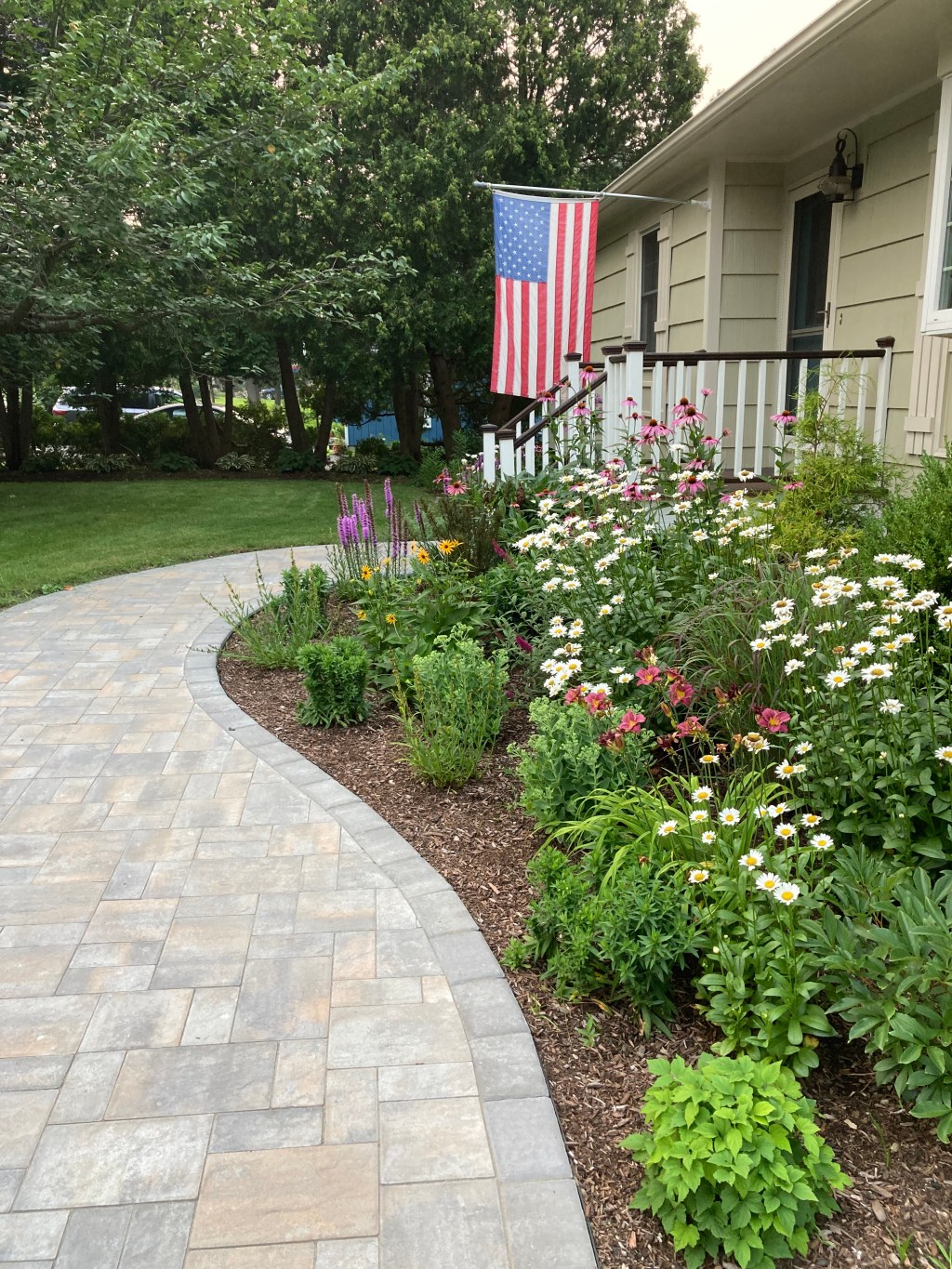 Paver Walkway and&nbsp;Planting
