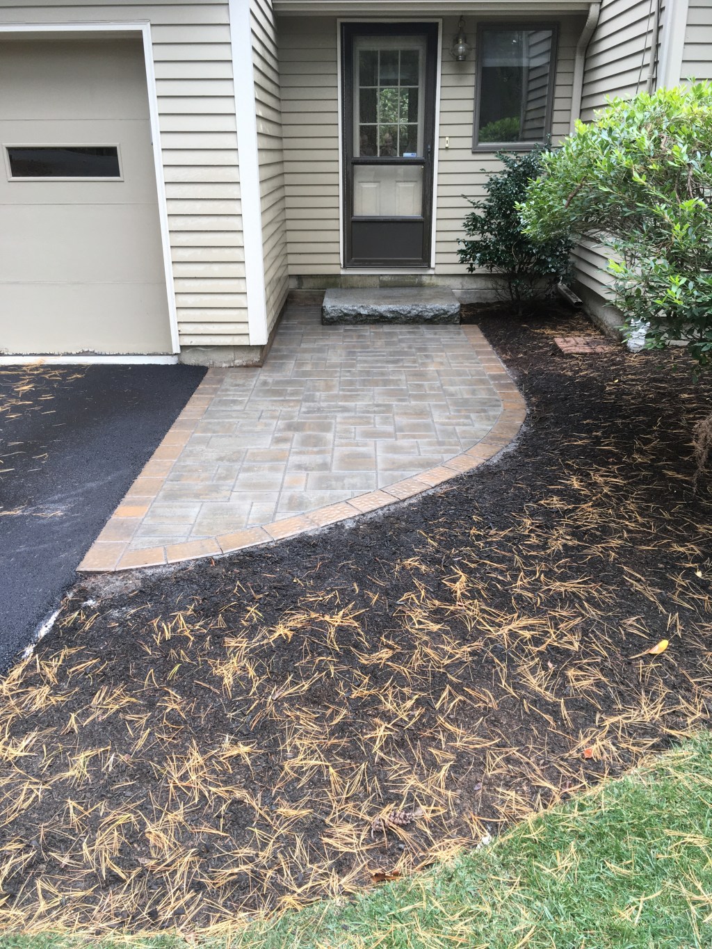 Side Entry and Front&nbsp;Walkways